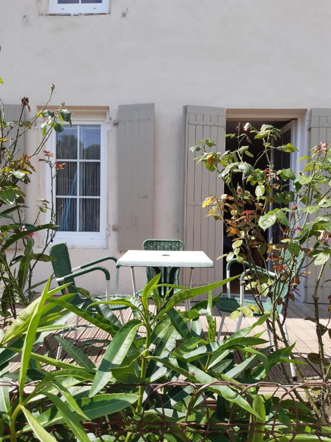 Fourques-sur-GaronneLe Studio De La Casa Fourquaise公寓 外观 照片